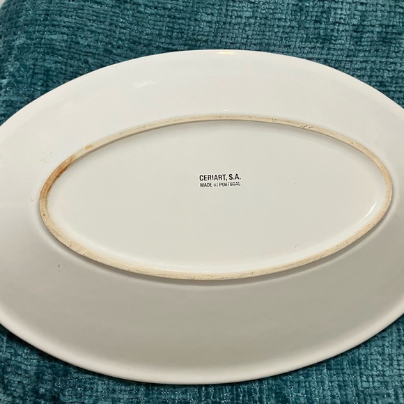 Ceriart S.A. Portugal White Platter 14.5" L X 9.75” W. ~ gently used, gorgeous - Picture 4 of 9
